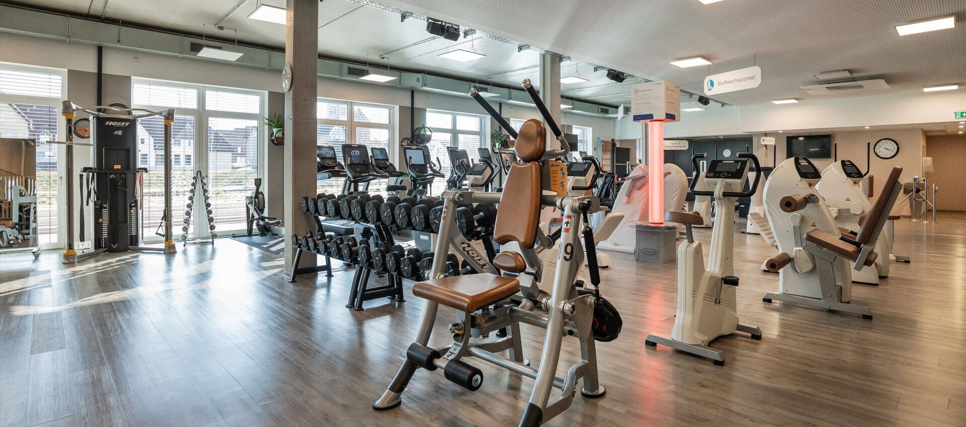 Figur &  <span class=